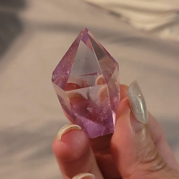 Green Flourite and Amethyst crystal points. - Picture 3 of 4